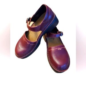 Naot Dark Red Embroidered Mary Janes Size 5